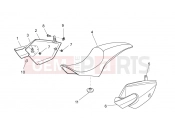 Saddle-Central bod - Motoguzzi Nevada 750 S 2010