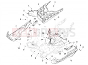 Central cover - Footrests - Piaggio 1 Motorcycle 2022